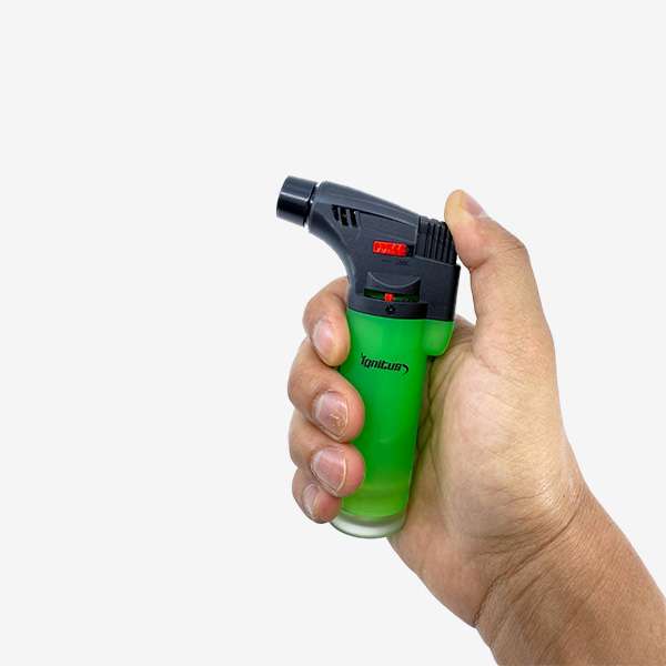 Ignitus Jet Torch Ignitus Jet Torch Lighter (SKU: IGN-002) – single flame butane torch with ergonomic grip, durable construction, and wind-resistant ignition.