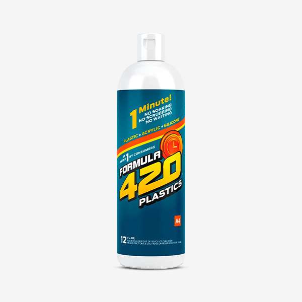 Formula 420 Plastics Cleaner – 12oz bottle of biodegradable, non-toxic cleaner for plastic and acrylic bongs and accessories, perfect for retail or wholesale smoke shop supply.