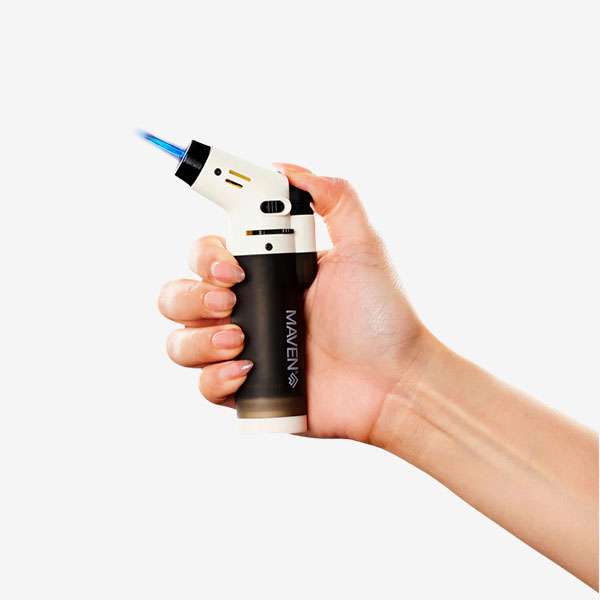 Alpha Transparent – 5 Pack Alpha Transparent Torch Lighter – 5 Pack of refillable butane lighters in clear Black, Red, Blue, Green, and White. Perfect for smoke shops and wholesale supply.